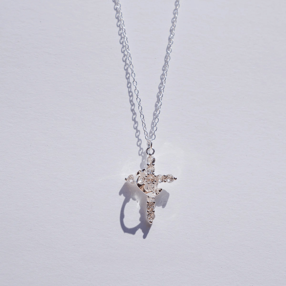 Collar Corona de Fe